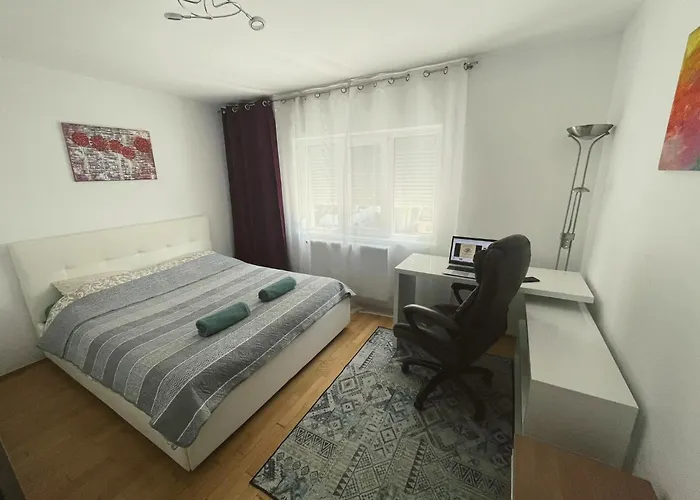 Appartement Modern With Self Check-in *